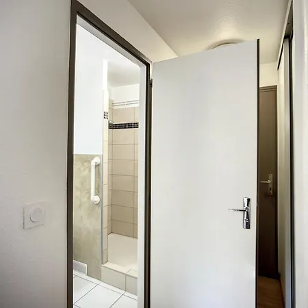 F2 Avec Terrasse, Proche Thermes Et Centre-ville - Animaux Bienvenus, Wifi Inclus - Fr-1-451-205 Apartmán *