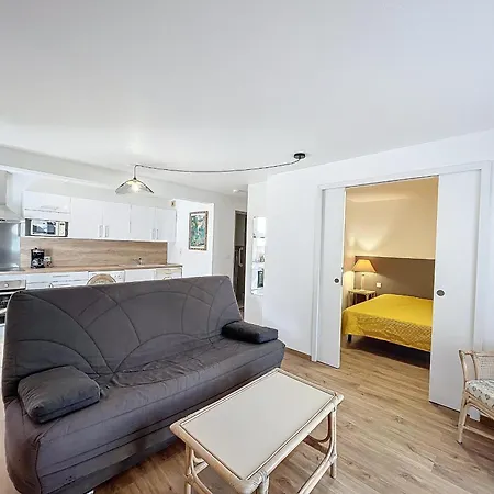 Apartmán F2 Avec Terrasse, Proche Thermes Et Centre-ville - Animaux Bienvenus, Wifi Inclus - Fr-1-451-205 *