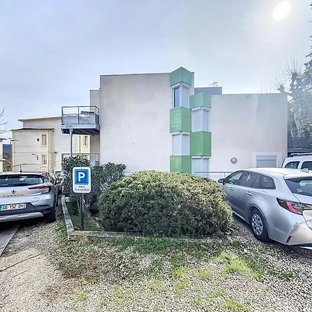 F2 Avec Terrasse, Proche Thermes Et Centre-ville - Animaux Bienvenus, Wifi Inclus - Fr-1-451-205 Apartmán