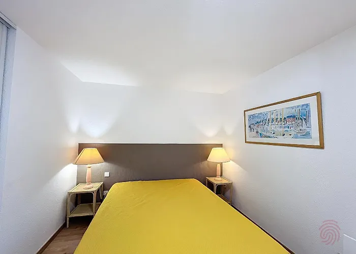 아파트 F2 Avec Terrasse, Proche Thermes Et Centre-ville - Animaux Bienvenus, Wifi Inclus - Fr-1-451-205