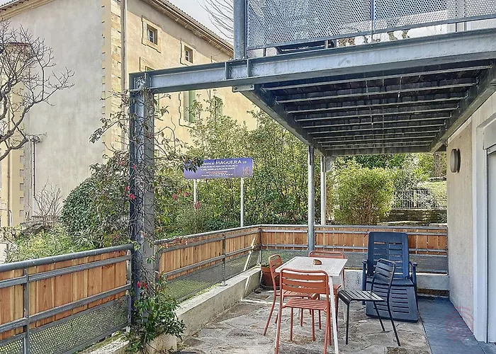 F2 Avec Terrasse, Proche Thermes Et Centre-ville - Animaux Bienvenus, Wifi Inclus - Fr-1-451-205 *