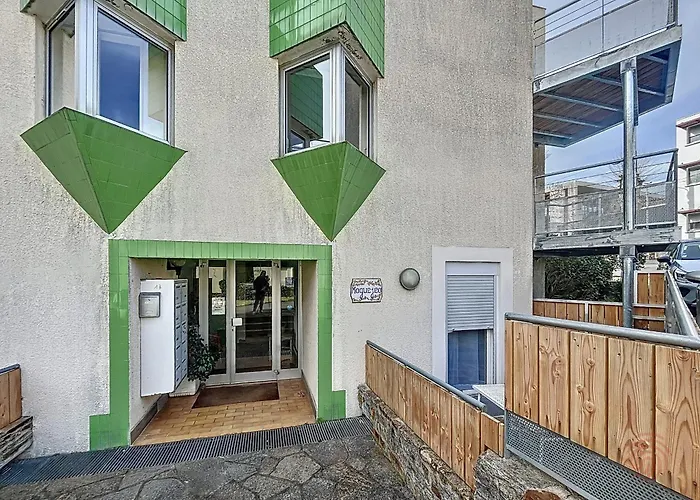 F2 Avec Terrasse, Proche Thermes Et Centre-ville - Animaux Bienvenus, Wifi Inclus - Fr-1-451-205 아파트 *